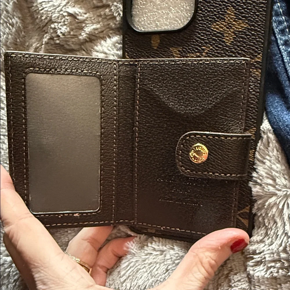 Louis Vuitton Black and Brown Monogram Phone Case - Picture 3 of 4